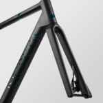 Canyon Ultimate CFR Disc 2022 bike details 05