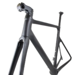 LightCarbon Internal Cable  Rim Brake Road Frame – LCR015S-V 2023 frame details 04