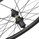 Mavic COSMIC SL 45 DISC 2025 wheel details 03