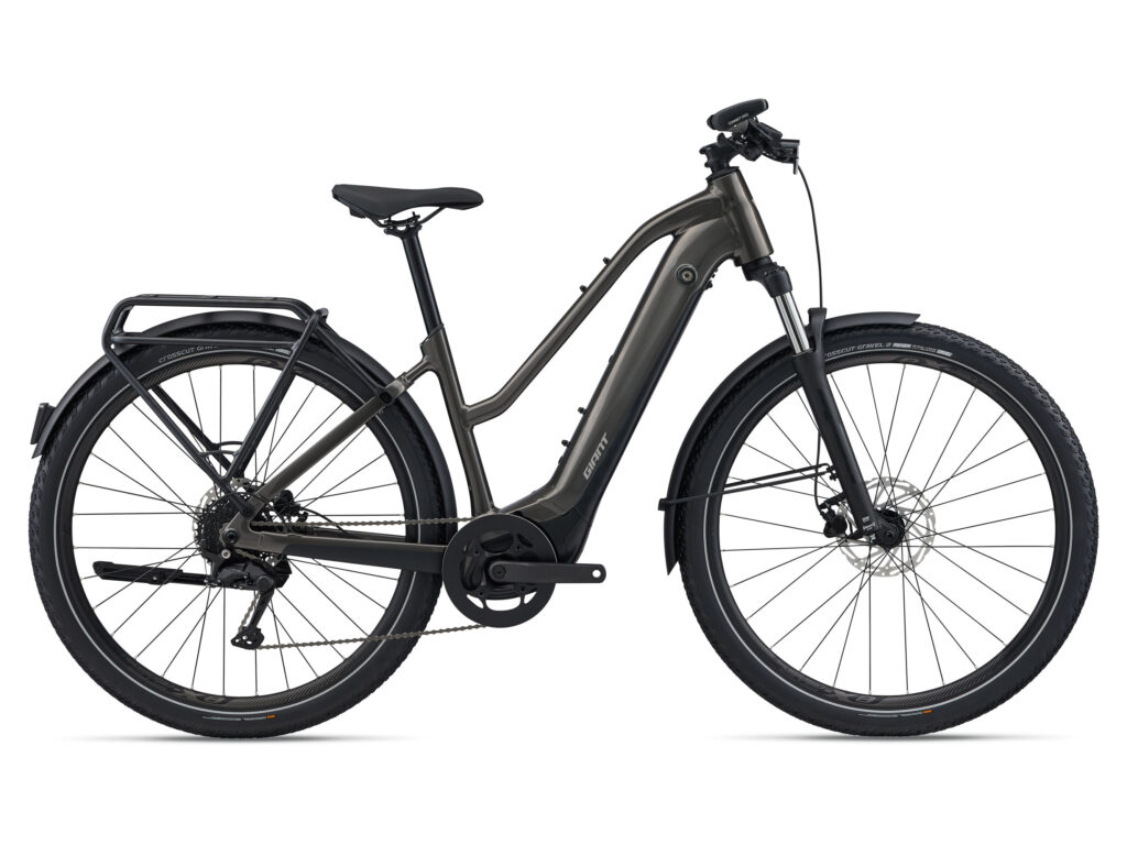 Giant Explore E+ 4 Stagger 2026 electric bike image 01